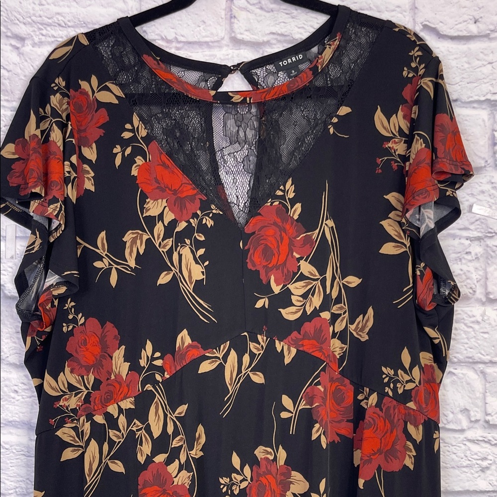 Torrid Floral Asymmetrical Hem Dress short sleeve boho size 3 - Picture 7 of 14